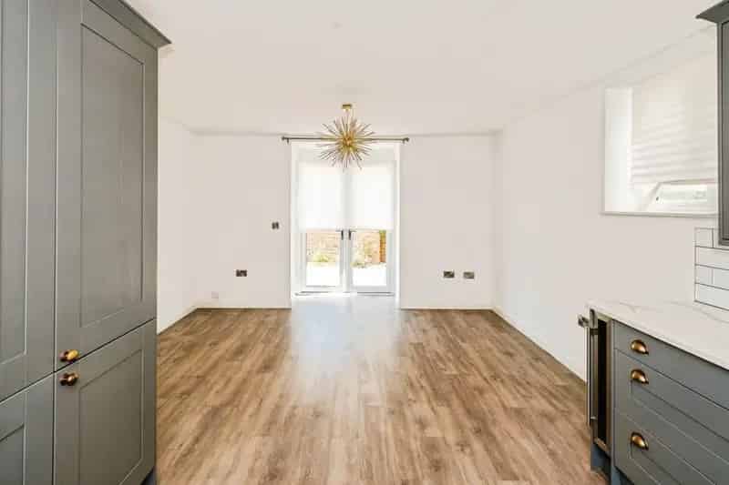 Modern 3-Bed House Hove - Open Plan Living Patio Garden