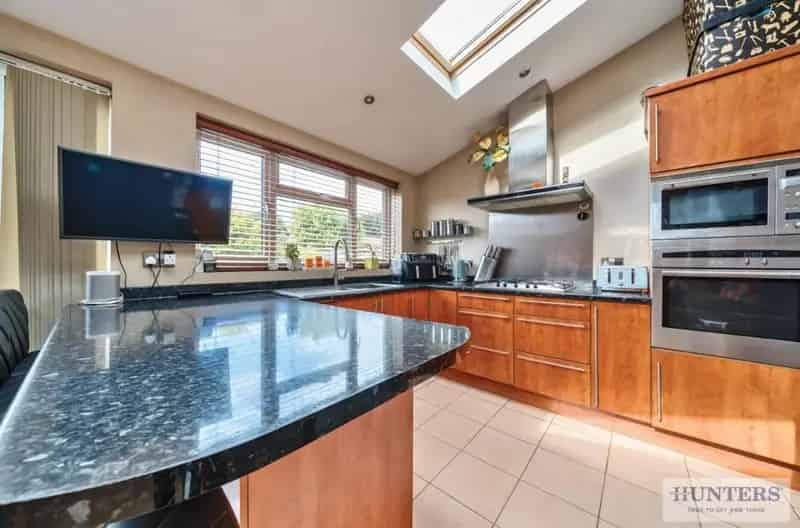 4 Bed Semi-Detached House for Sale Bexleyheath
