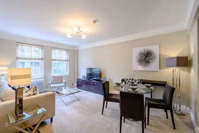 Flat to rent in Fulham Road, London SW3