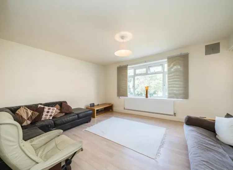 Two Double Bedroom Apartment near Twickenham Green