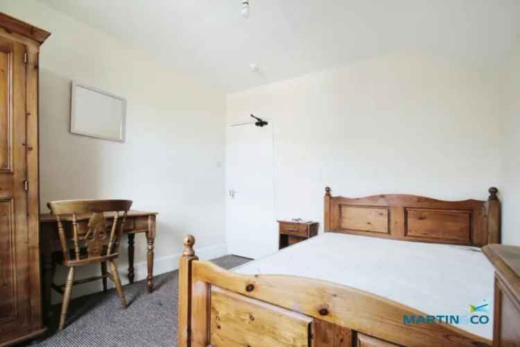 1 Bedroom Flat To Rent Available May 15 2025
