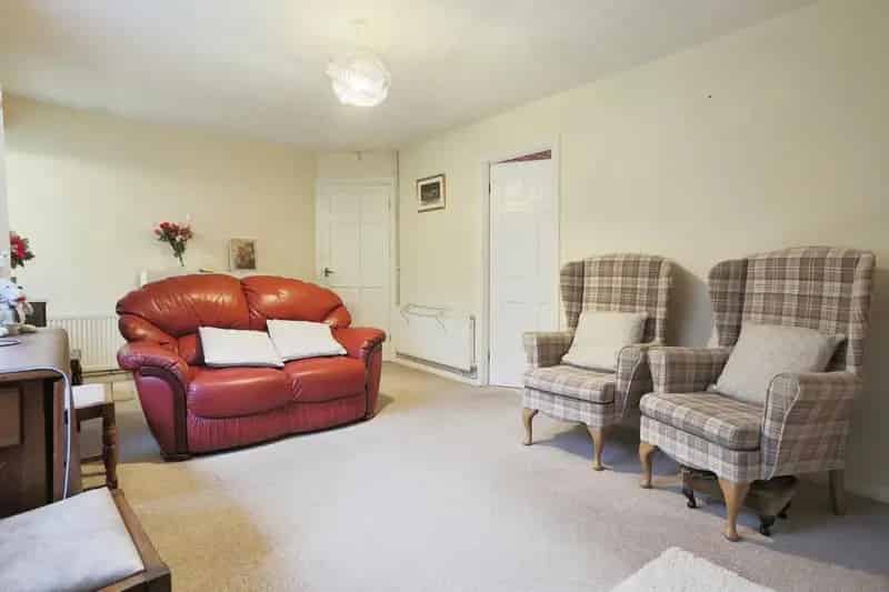 2 Bedroom Semi-Detached Bungalow for Sale