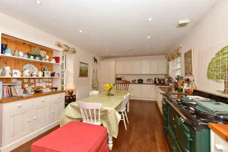 4 Bedroom Detached House for Sale Broadstairs