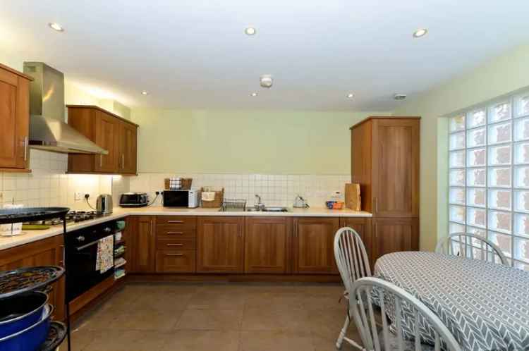 2 Bedroom Flat to Rent Belfast BT4