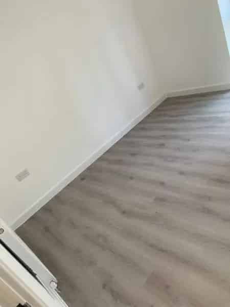 2 Bed House Open Plan Living Large Storage
