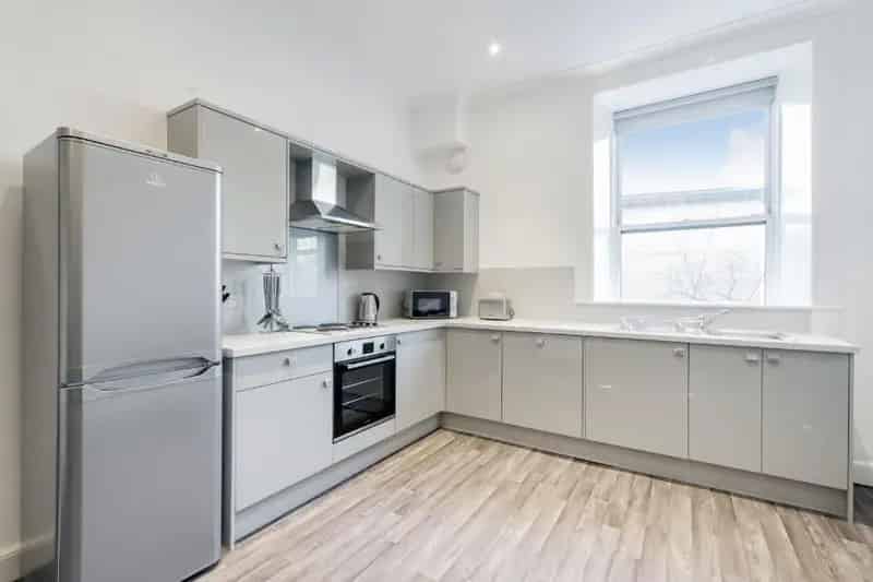 3 Bedroom Flat to Rent