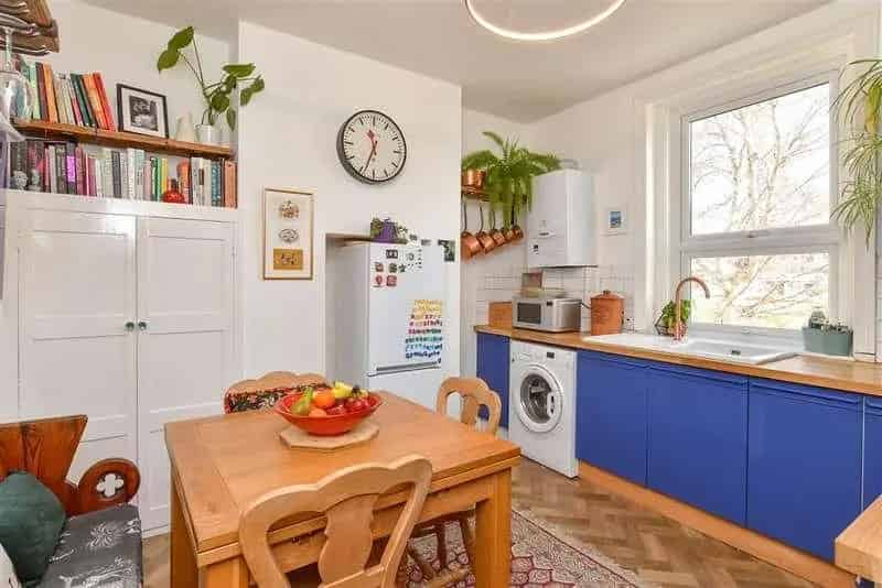 3 Bed Flat for Sale in HollingdeanFiveways