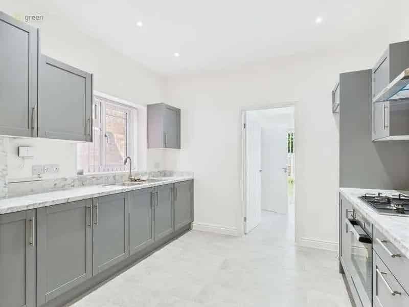 3 Bed End Terrace House For Sale No Onward Chain