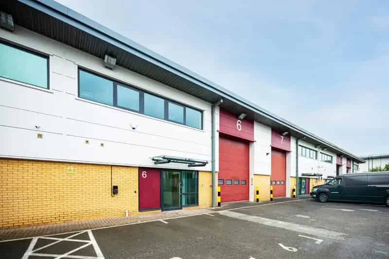 Commercial property For Rent , 6, Trinity Square, Nottingham, England