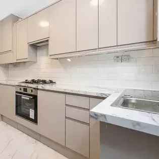 3 Bedroom House Near Streatham High Road London