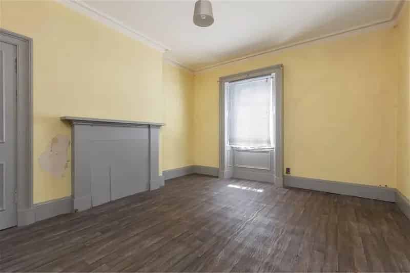 2 Bed Bungalow - Renovation Project - Large Garden