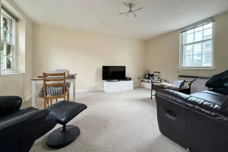 1 Bedroom Flat for Sale in Bath