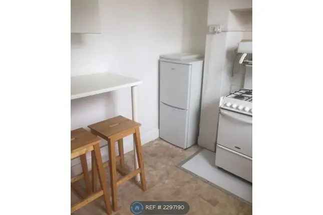 Semi Detached House for Rent Arley Hill Bristol BS6