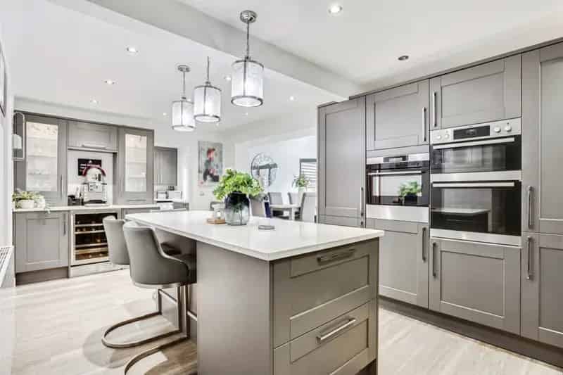 Four Bedroom Detached Family Home Wakefield