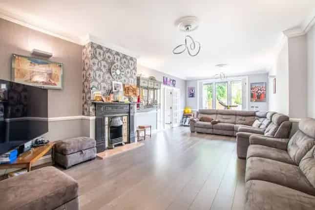 4 Bedroom House for Sale in Kensal Rise NW10
