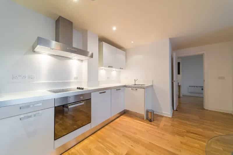2 Bed Furnished City Centre Apartment Near Universities