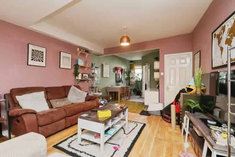 Three Bedroom Mid Terrace Home For Sale