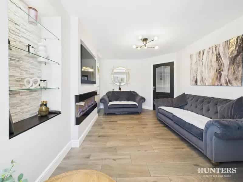3 Bed Detached House For Sale