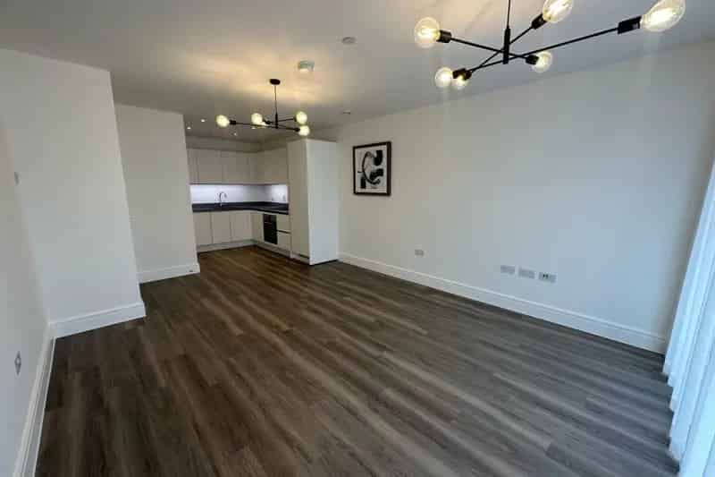 1 Bedroom Flat near Cheshunt Train Station - Zero Deposit Guarantee