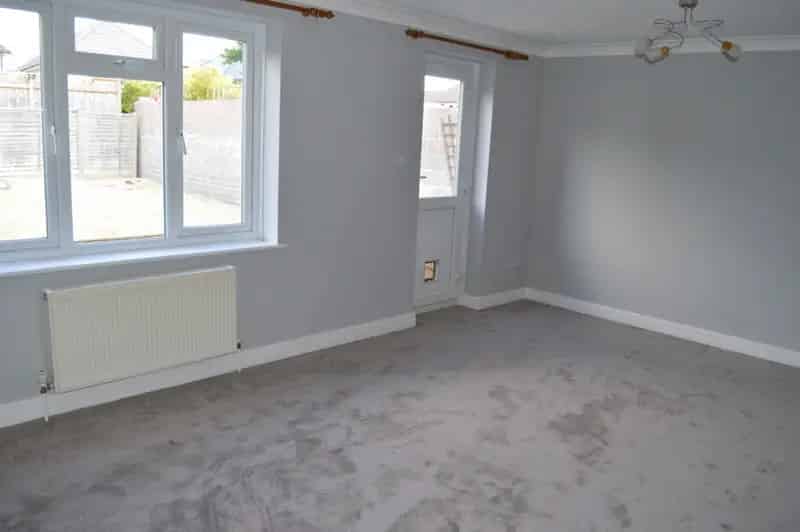 2 bedroom Bungalow
 To Rent