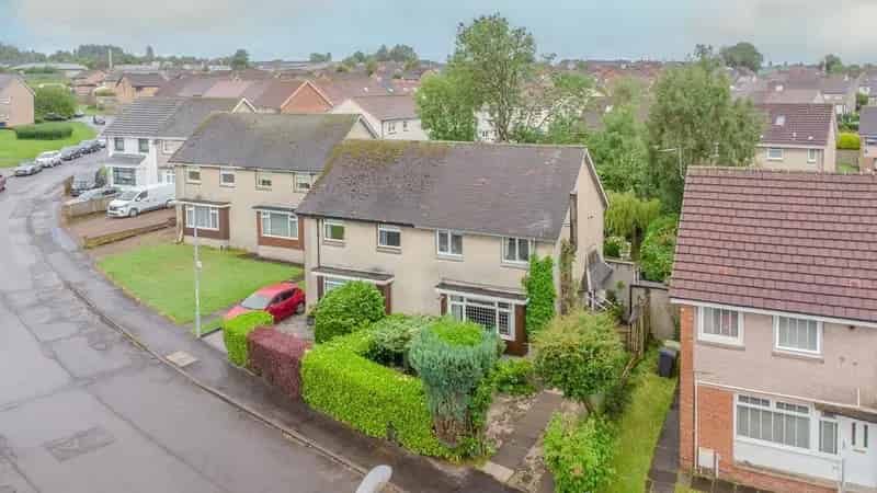 2 Bedroom Semi-Detached House For Sale