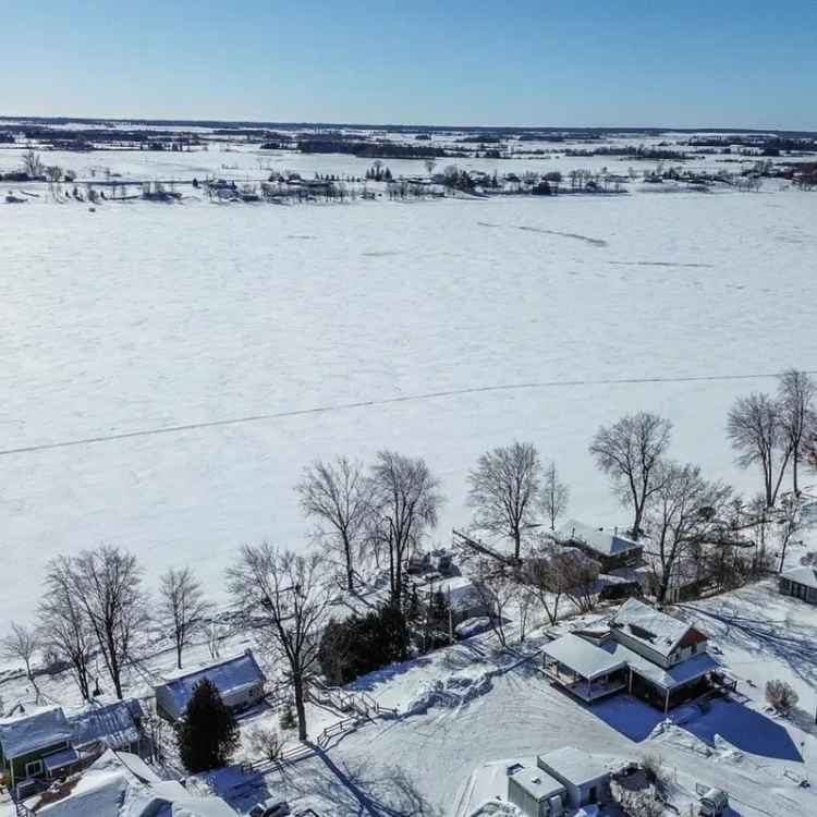 Ottawa River Cottage for Sale 2 bed 1 bath