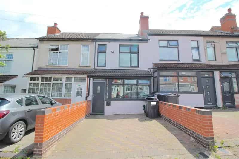 3 Bedroom Terraced House for Sale No Upward Chain