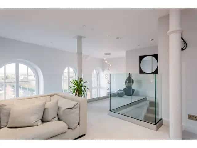Luxury 3-Bedroom Apartment for Sale in Paisley