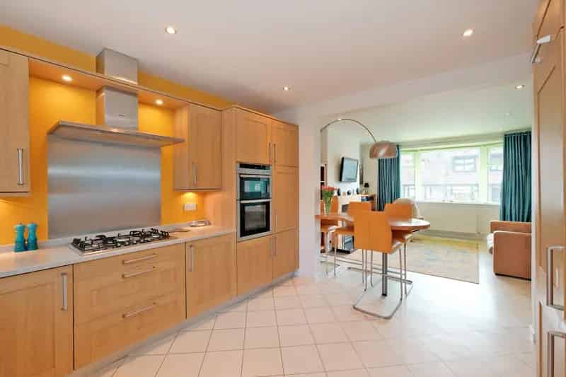 5 Bedroom Granite Home Braeside Modernized High Quality Finishes Large Garden