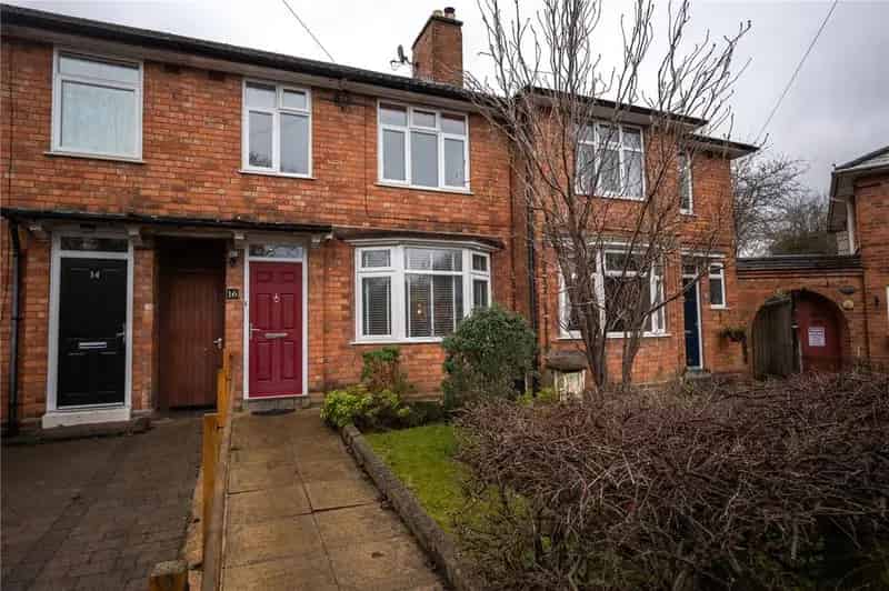 3 Bedroom Terraced House for Sale near Highbury Park