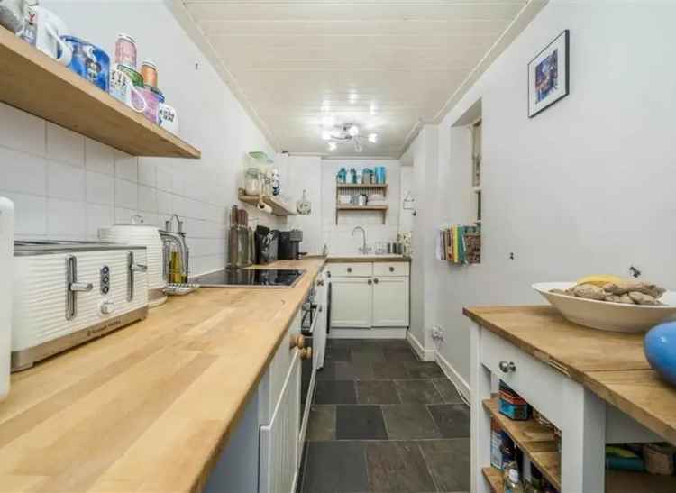 Flat For Sale in Shooters Hill Road, London, England