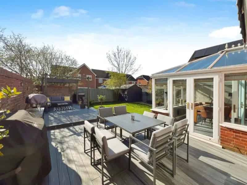 4 Bed Detached House for Sale