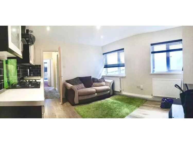 2 Bedroom Flat to Rent