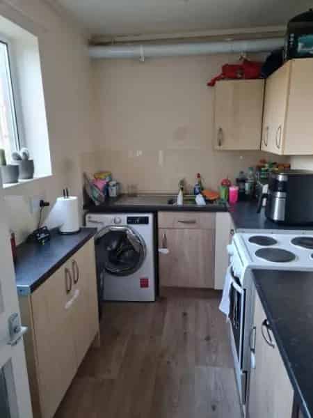 2 Bed Ground Floor Flat in Quiet Area