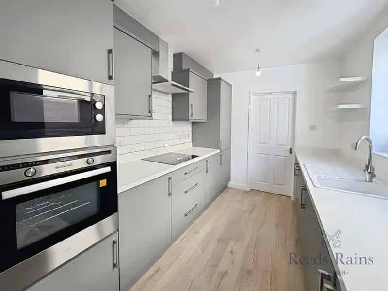 3 Bedroom House to Rent Liverpool L8 Family Home