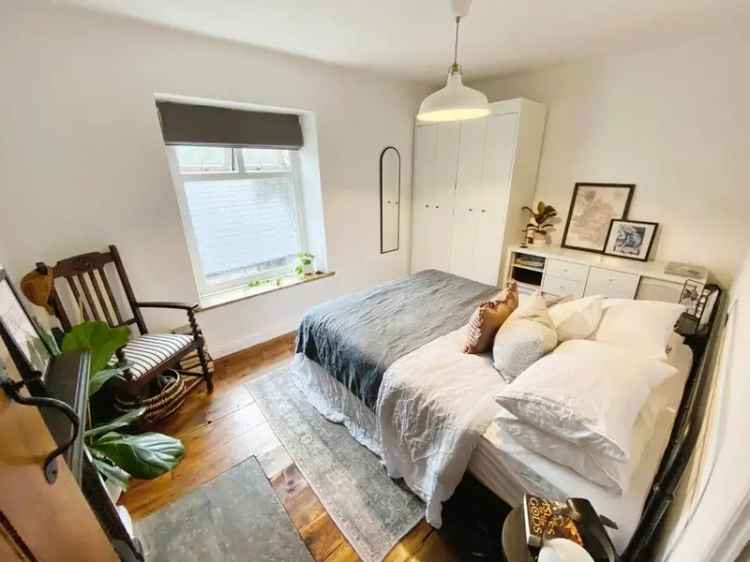 2 Bedroom Mid Terrace House Hayfield Derbyshire