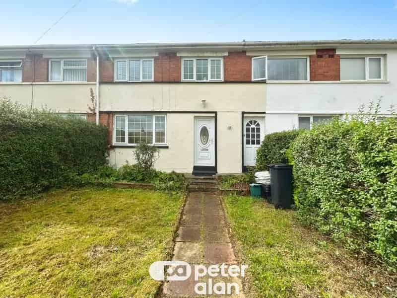 3 bedroom semi-detached house