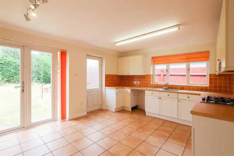 2 Bedroom Detached Bungalow House to Rent Cambridge
