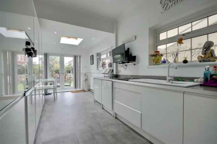 3 Bedroom Terraced House to Rent in Portsmouth