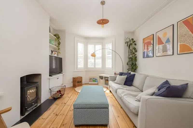 4 Bedroom End of Terrace House for Sale