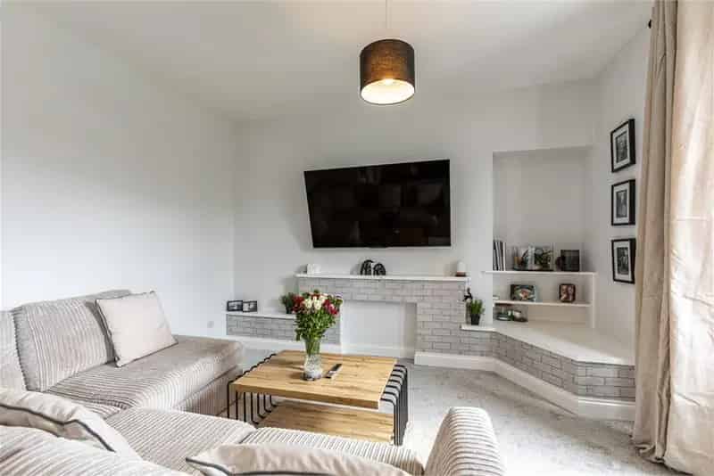 2 Bed Maisonette Galashiels Private Garden First Time Buyers
