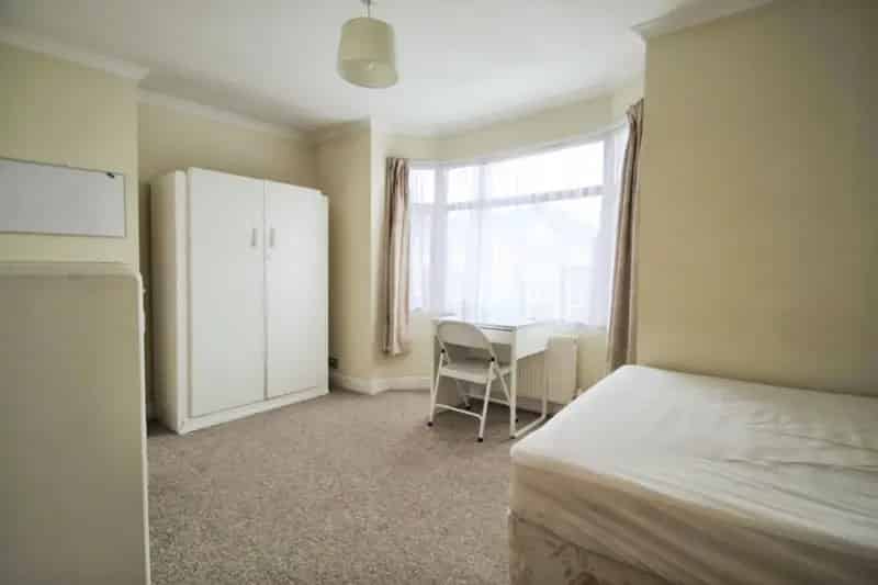 3 Bedroom House To Rent Available September 17 2025