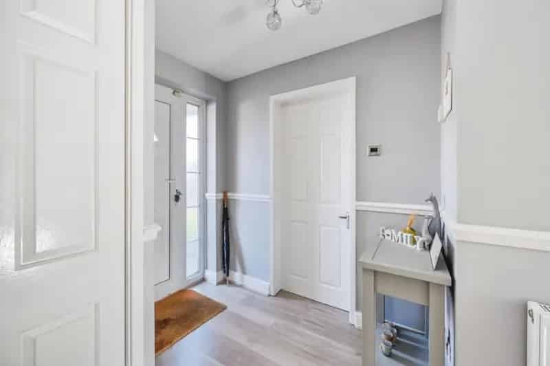 5 Bed Detached House For Sale in Hockley