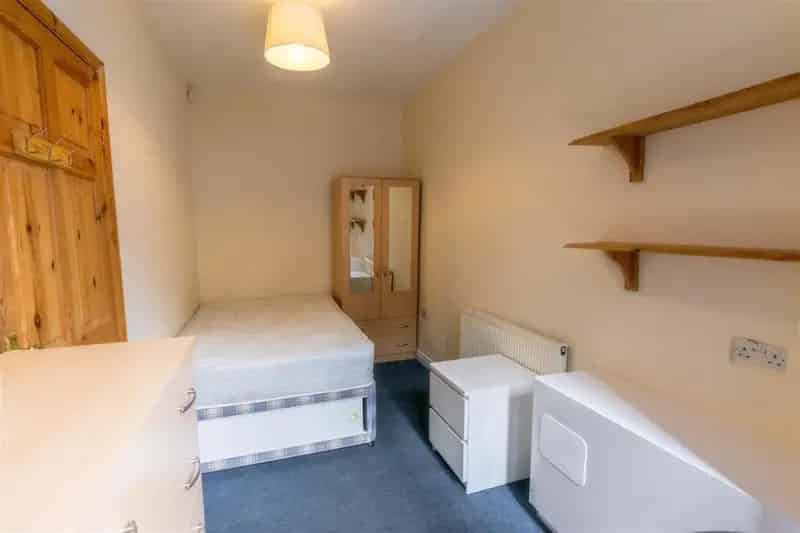 4 Bedroom Student House 2025 2026