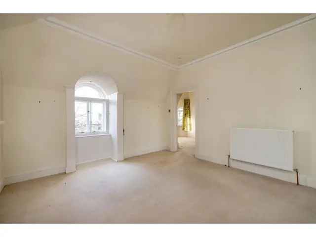 2 Bedroom Flat for Sale - City Centre