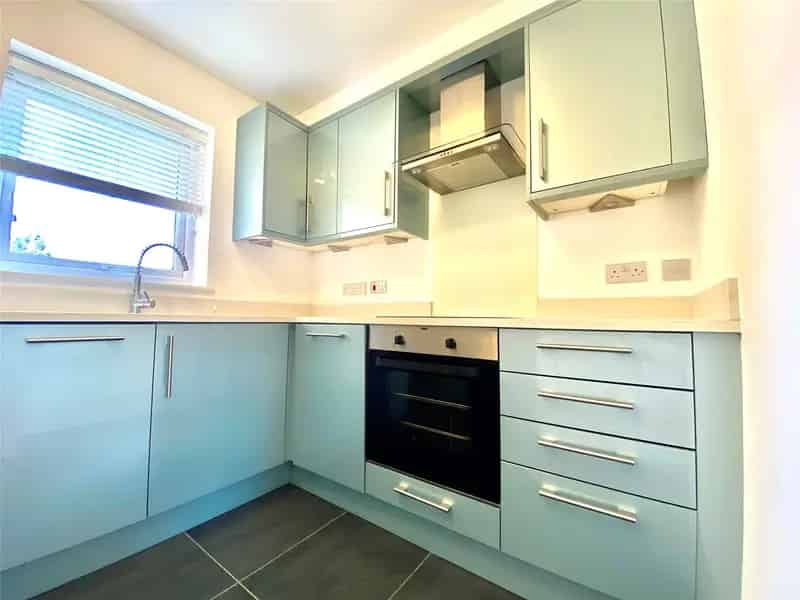 2 Bedroom Apartment to Rent Norton Farm Road