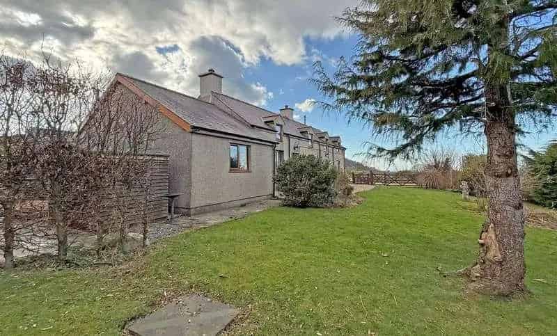 3 Bed Detached House For Sale Near Caernarfon