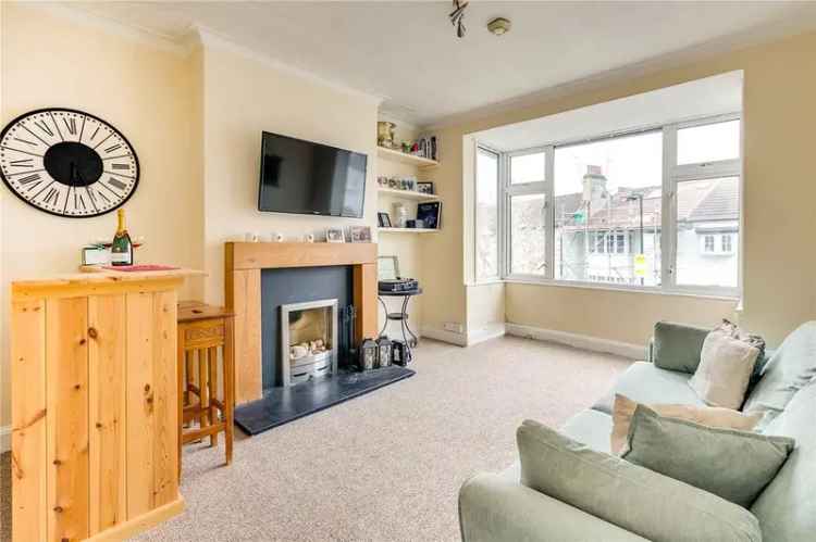 2 Bedroom Maisonette For Sale Near Clapham Common