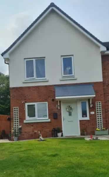 3 Bedroom House Large Garden Cul de Sac
