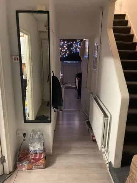 Family Home near Town Centre with Gym and Parking